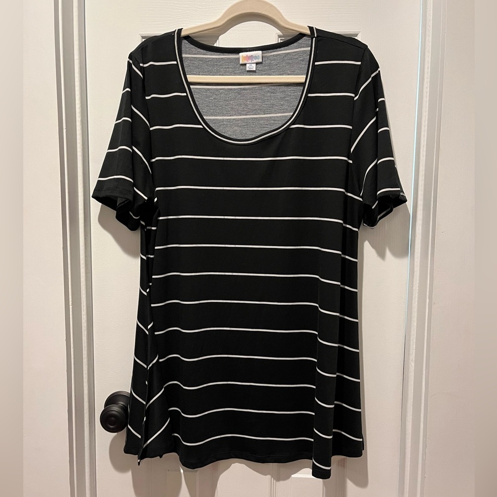 Lularoe Perfect T Top